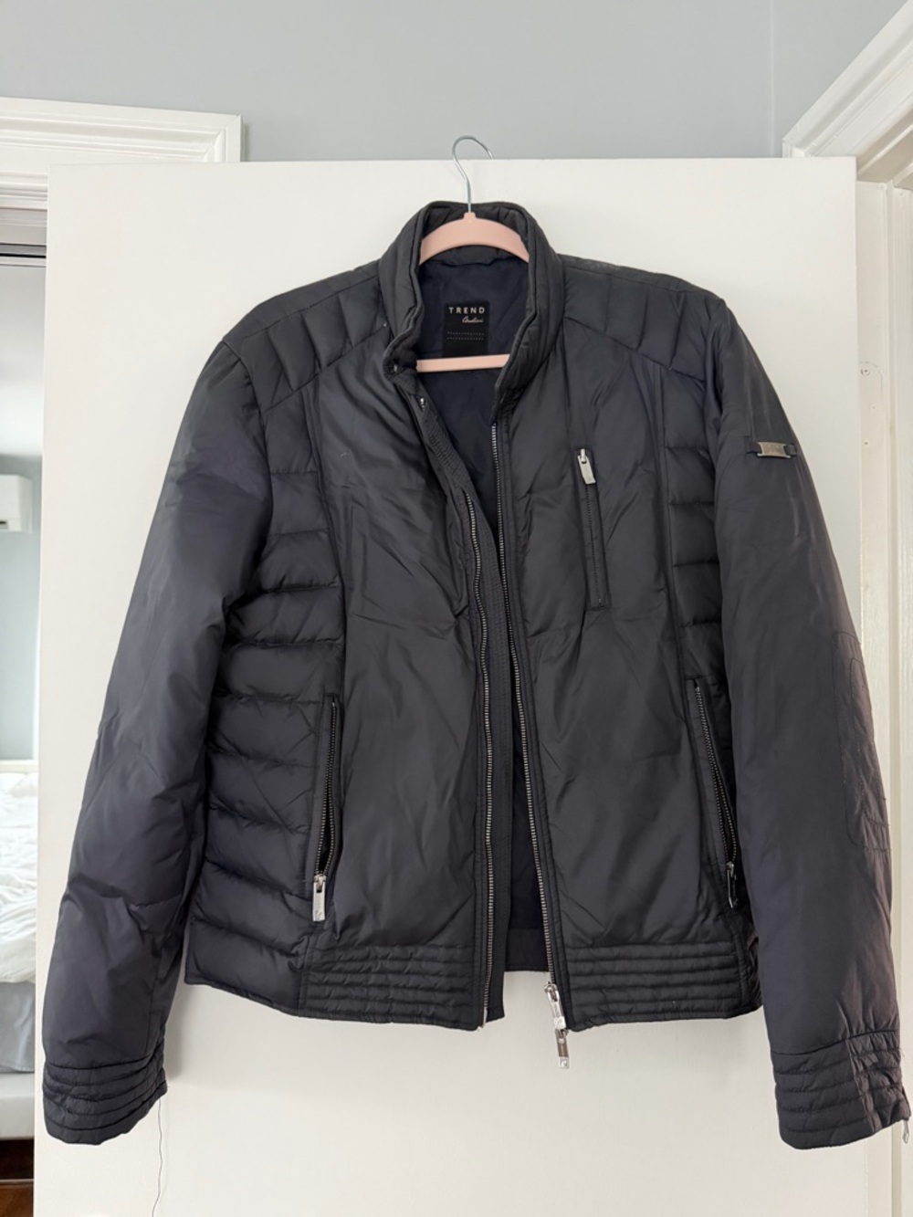 Men's Black Quilted Puffer Jacket